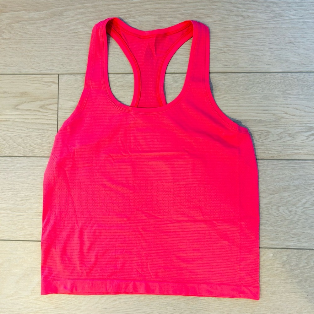 Lululemon Swiftly Tech Racerback Tank Top 2.0
Race Length